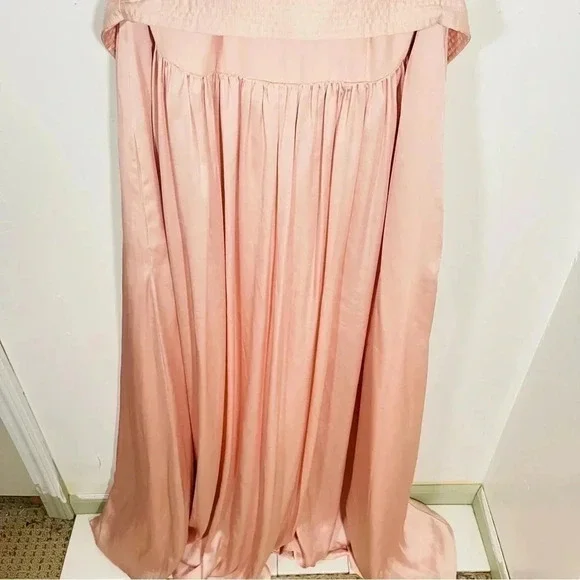 NWT Vera Wang White V-Neck Halter Gown Dress - Picture 13 of 13